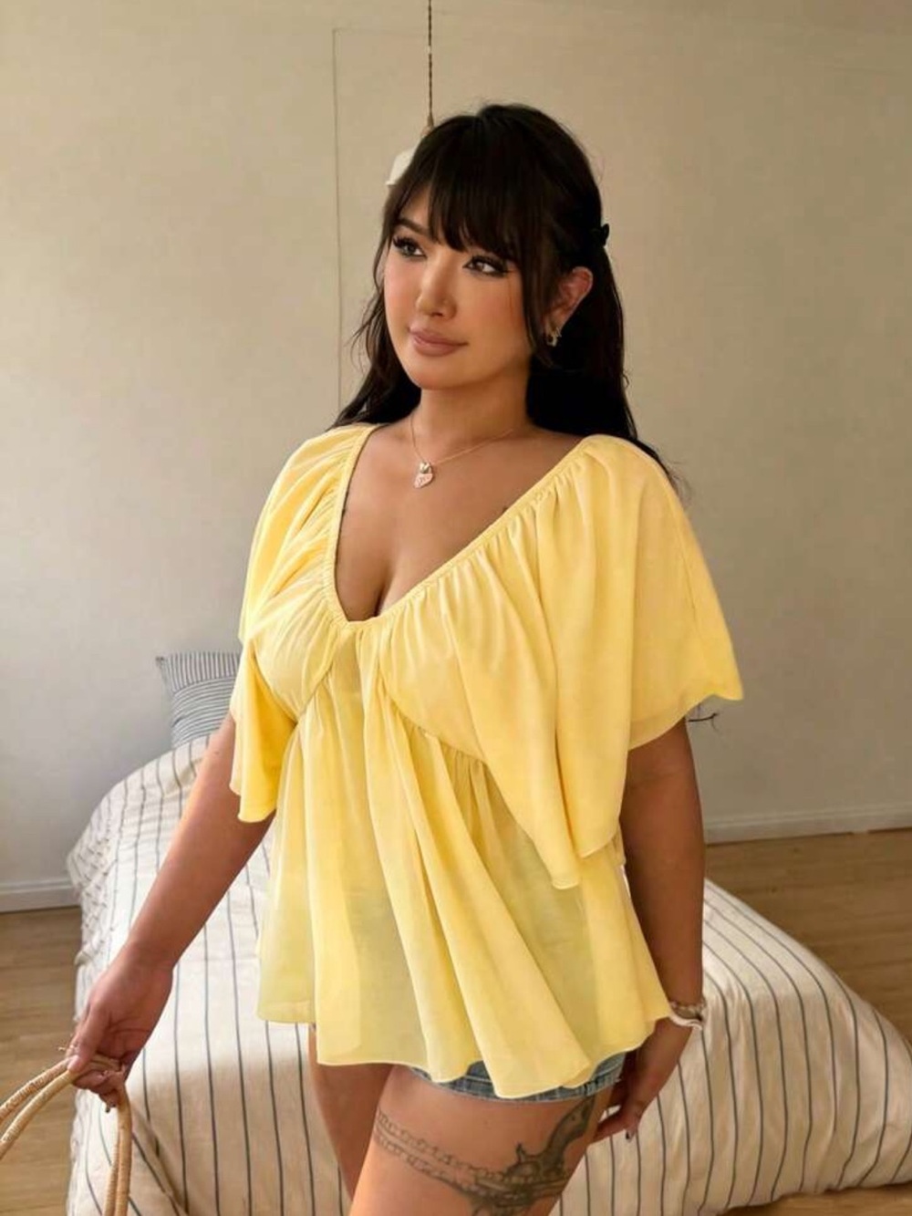 Sunnyshic Vintage Loose V-Neck Soft Chiffon Women Short Sleeve T-Shirt